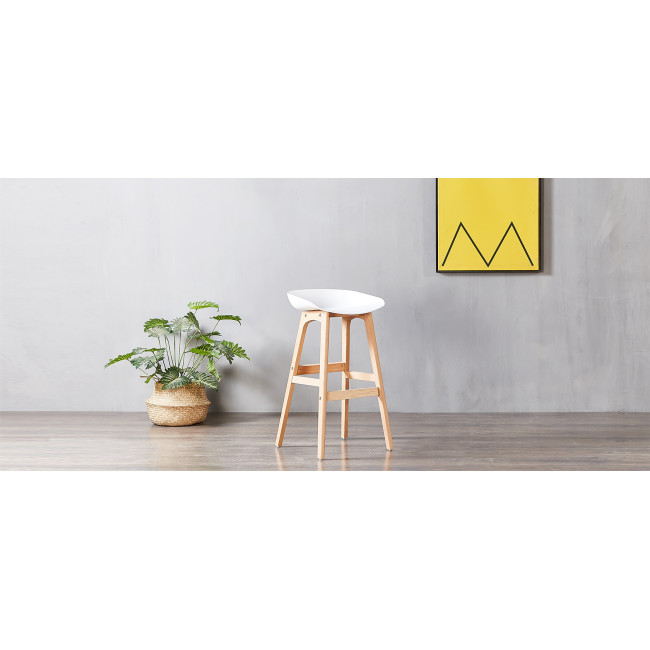 Lot de 4 tabourets scandinaves blancs Bera