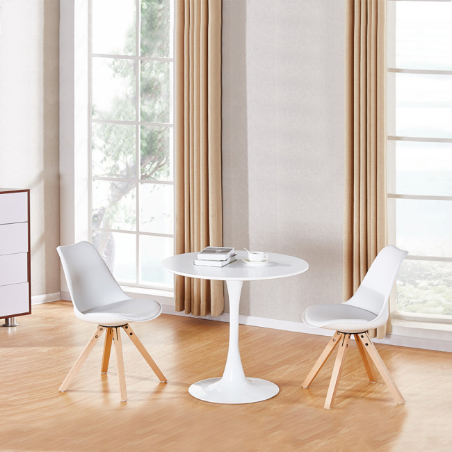 Ensemble table ronde bois et 2 chaises scandinaves blanches - AbrezzoHelsinki