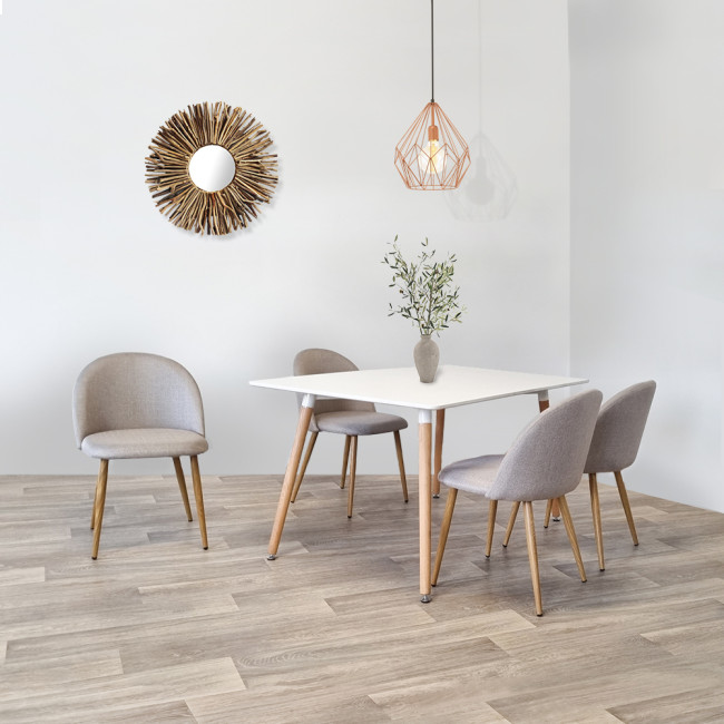 Ensemble table rectangulaire bois et 4 chaises scandinaves tissu beige - BrevikRossi