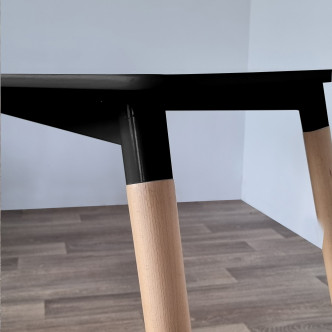 Table de cuisine scandinave noire 140cm - Brevik