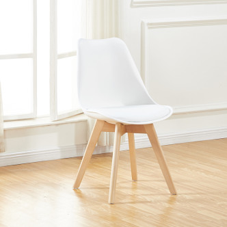 Chaise style scandinave Bjorn – Piètement en bois premium