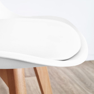 Chaise style scandinave Bjorn – Piètement en bois premium