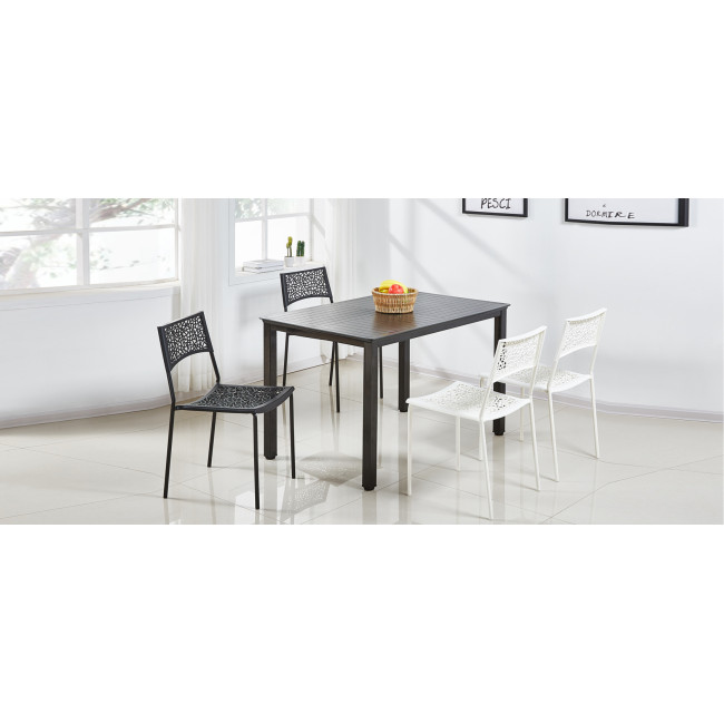 Table à manger noire  Siene - Prix Bas !