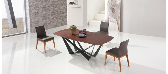Table à manger design en bois - Suzana